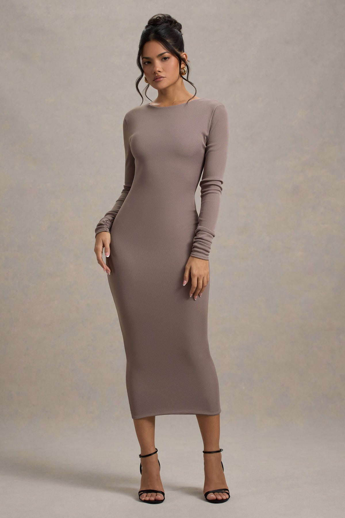 Madden | Vestido midi de punto acanalado color topo con espalda drapeada