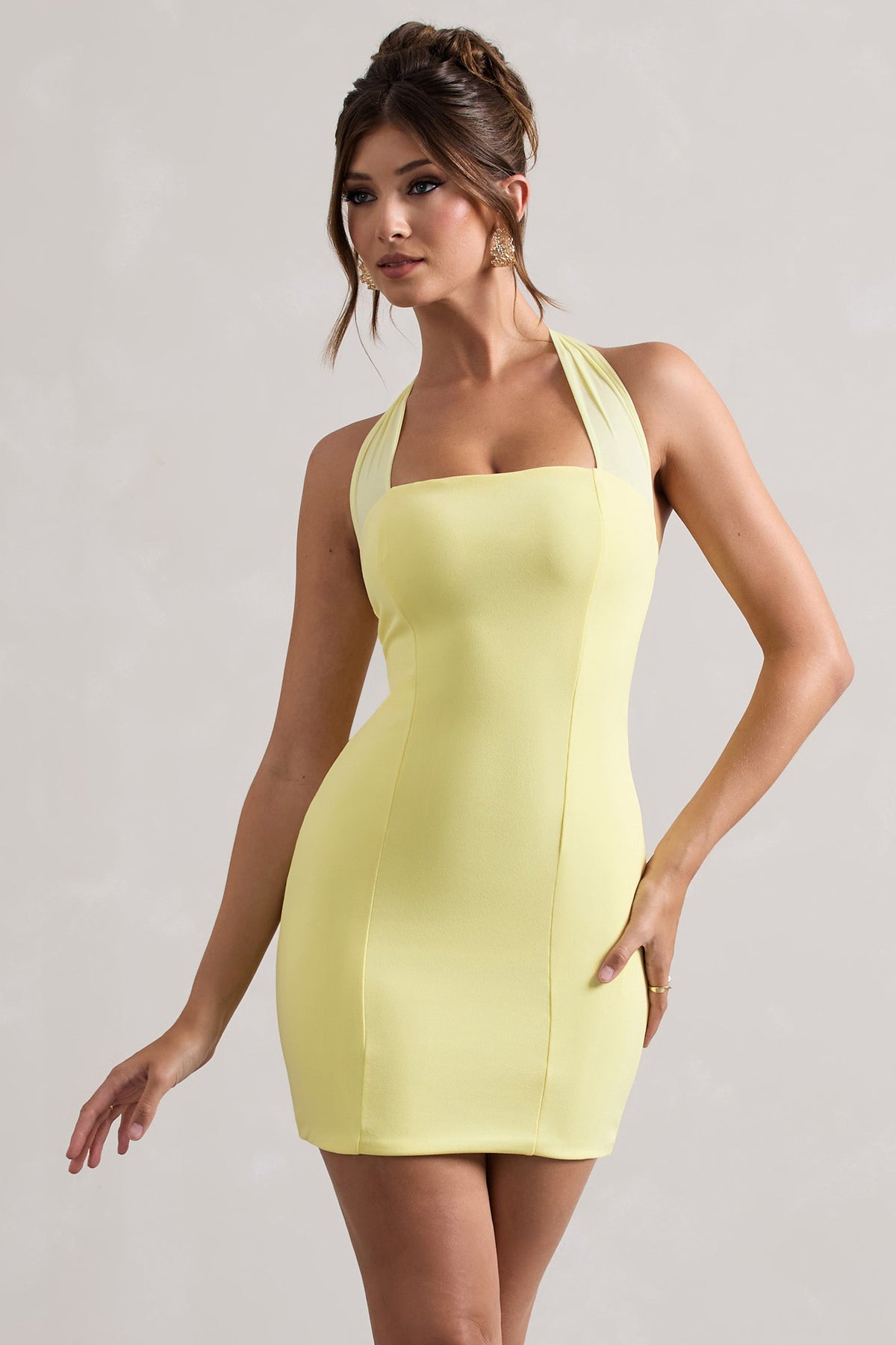 Soul | Vestido Mini Ajustado de Cuello Halter en Color Limón