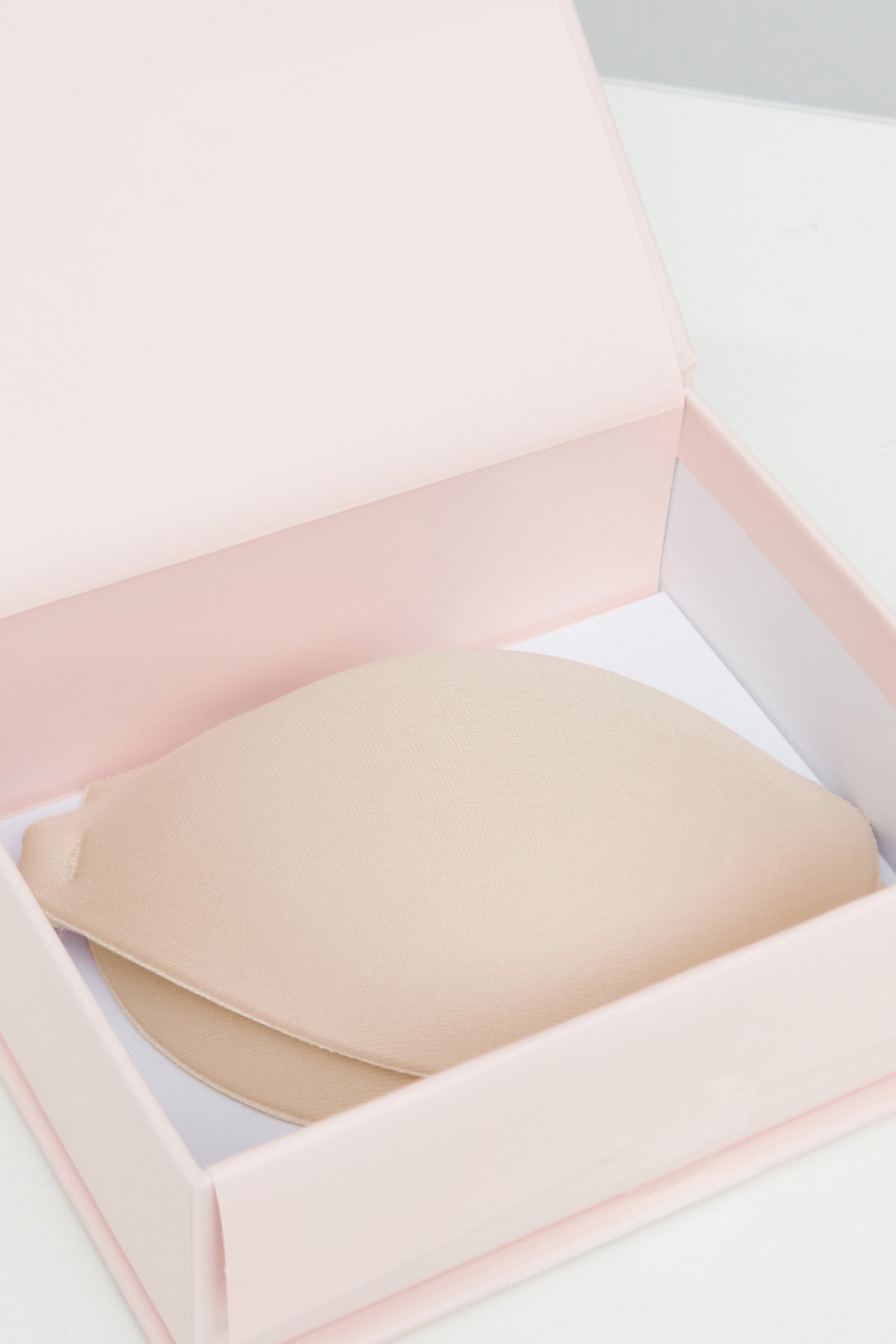 Demi Sticky Bra | Sujetador Adhesivo Demi Boomba en Beige