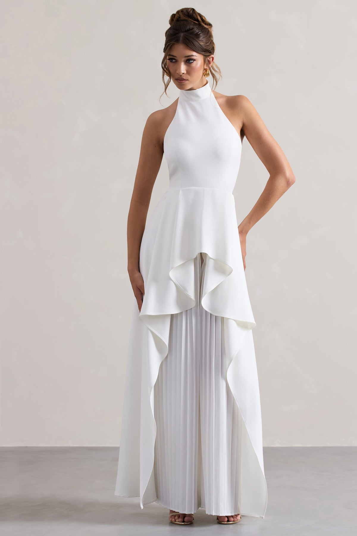 Ashwood | Mono capa plisada blanca de cuello alto