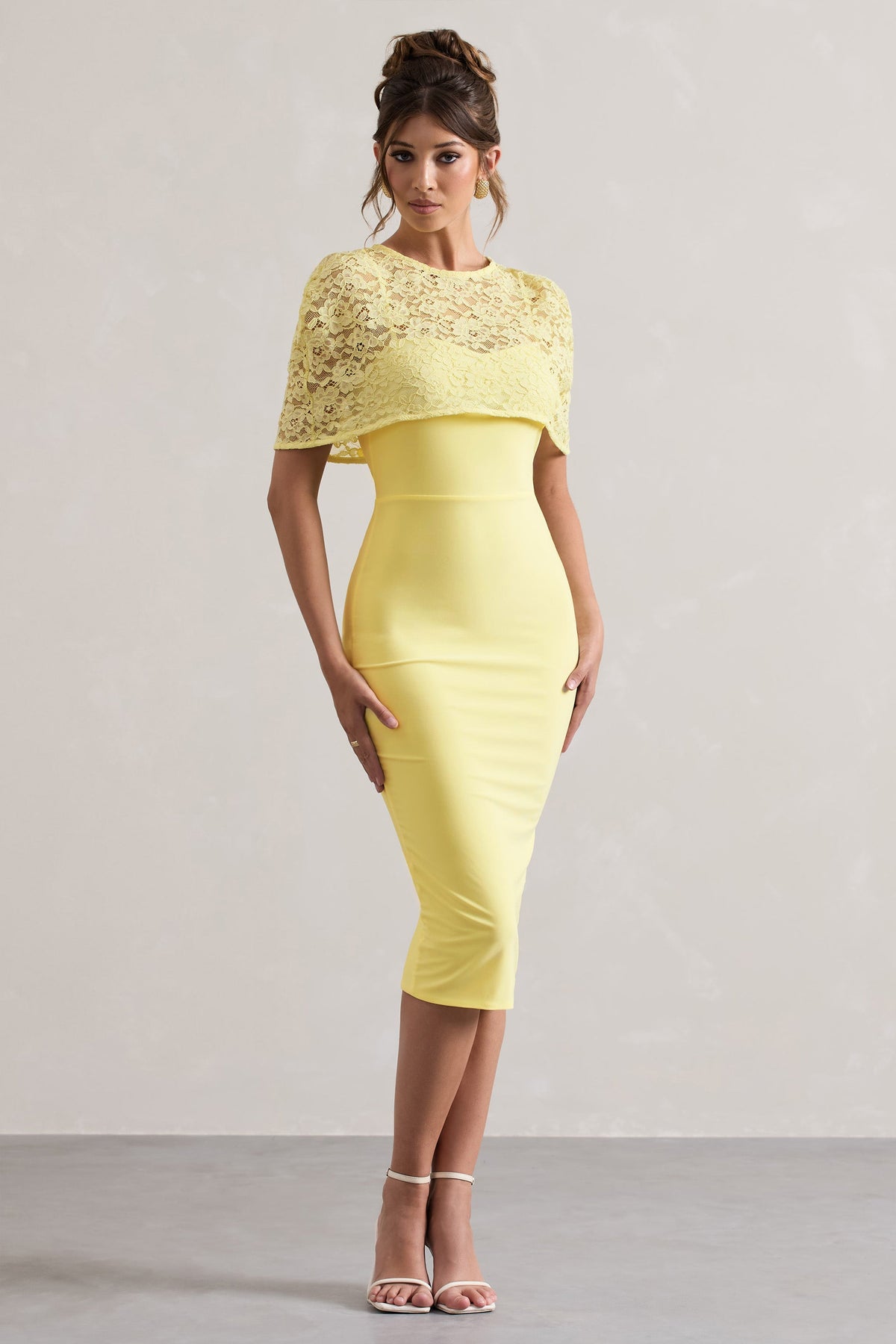 Claudette | Vestido Midi Ajustado de Encaje en Color Limón