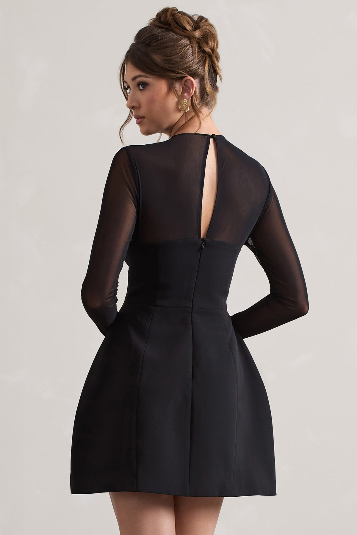 Austen | Vestido Mini de Manga Larga de Malla Negra