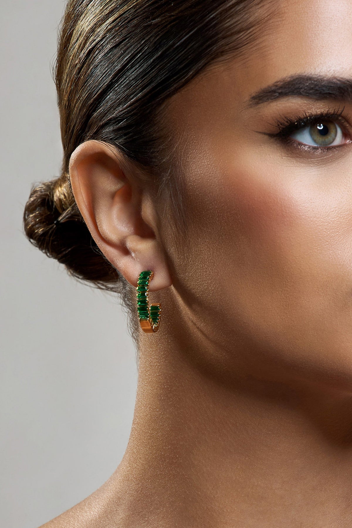 WB_CL134184060-RylieEmeraldHoopEarrings6