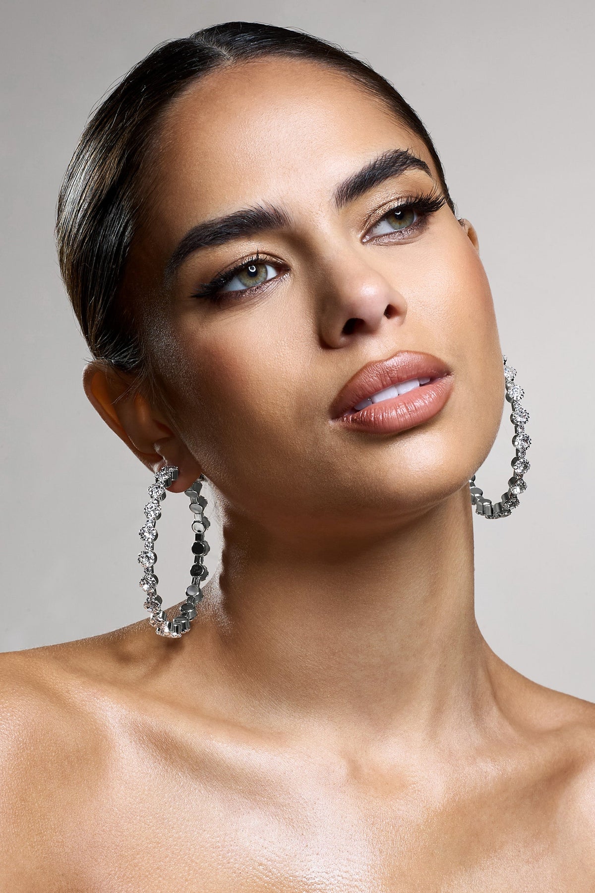 WB_CL134256013-IsobelSilverDiamanteHoopEarrings9
