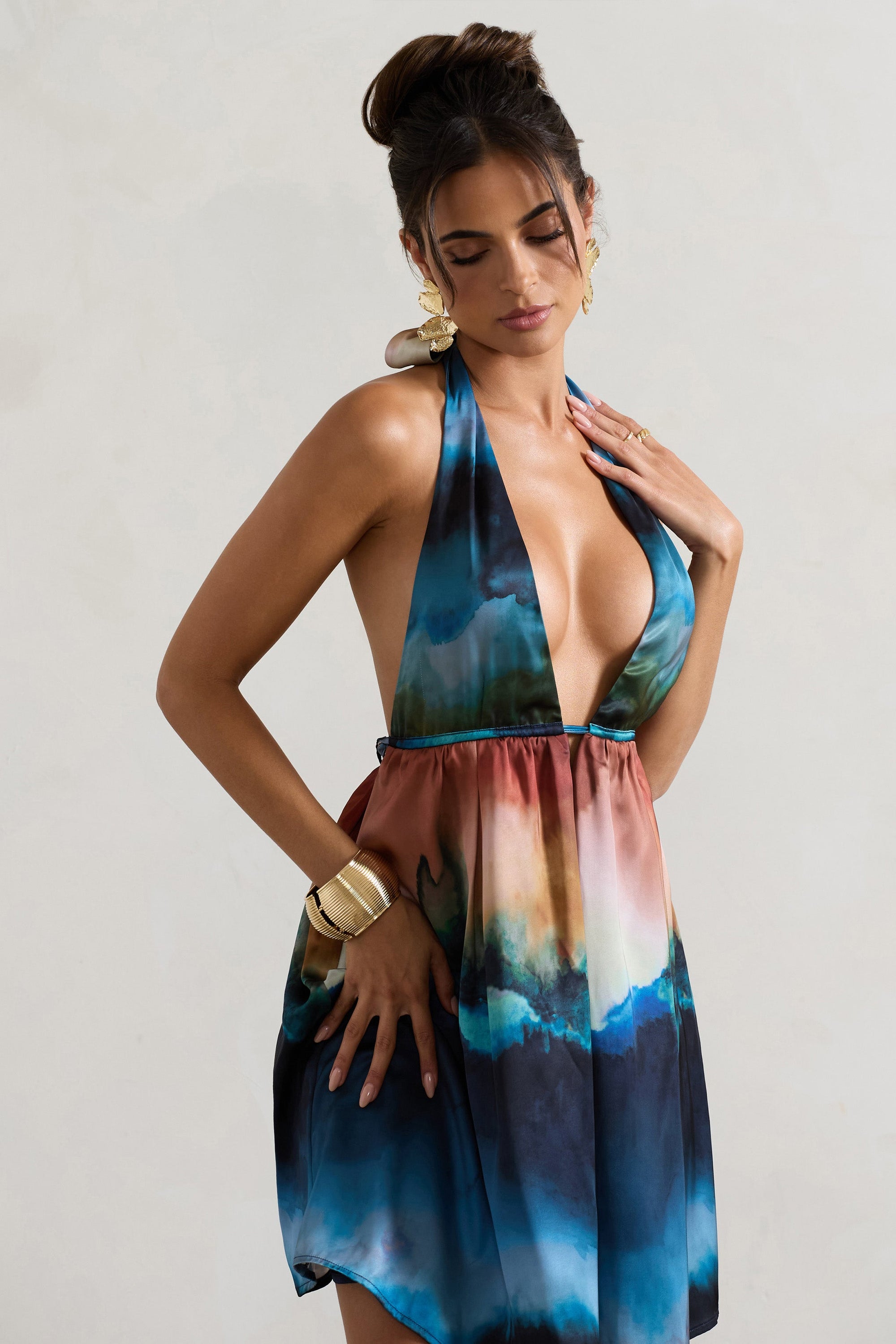 Naxos | Vestido Corto babydoll con escote pronunciado y estampado multicolor difuminado