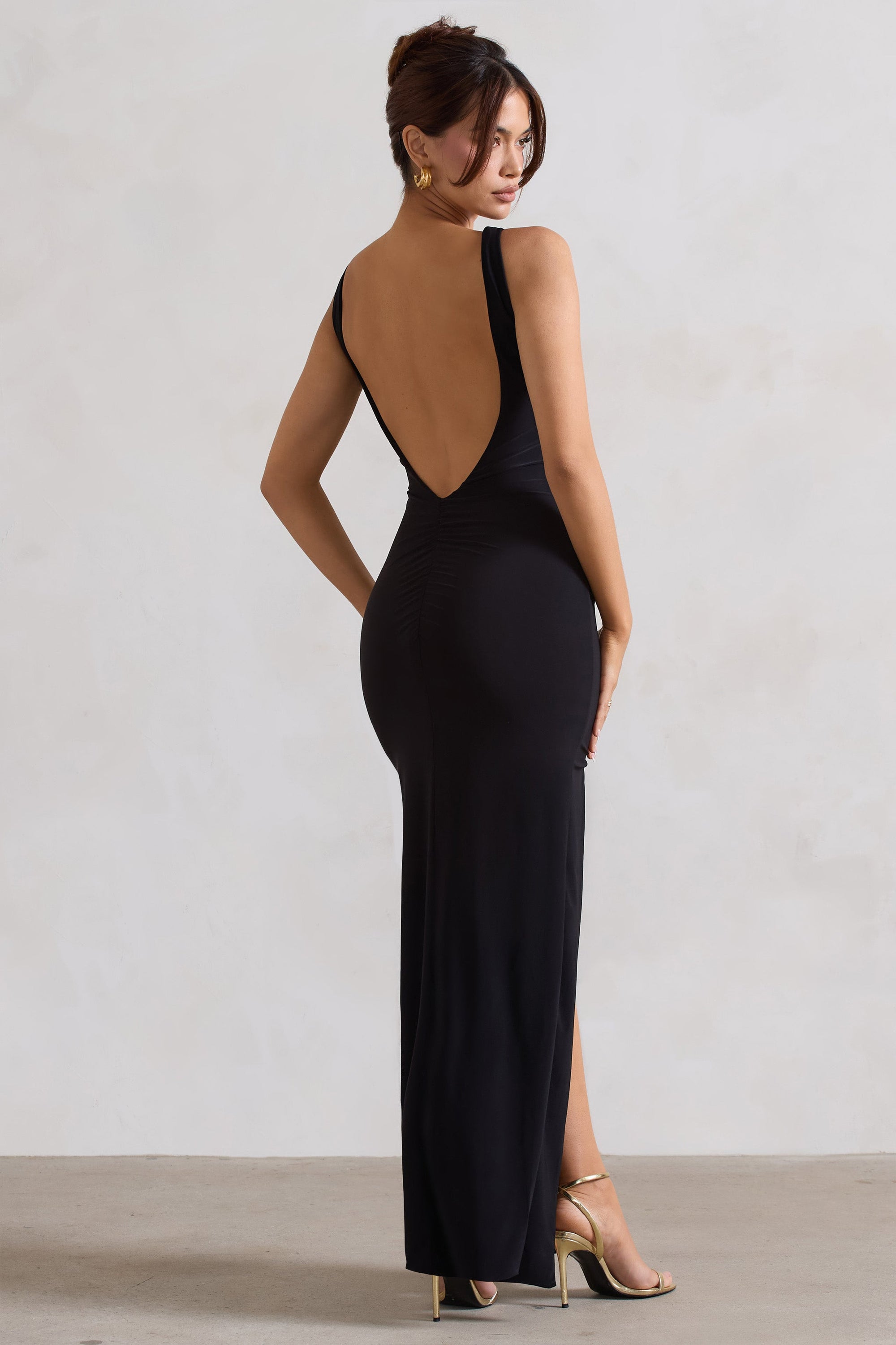 Kate | Vestido largo negro con escote cuadrado y espalda abierta