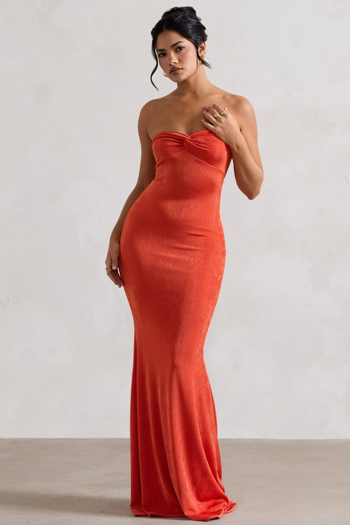 Wild Fantasy | Vestido largo Naranja con Escote Bandeau