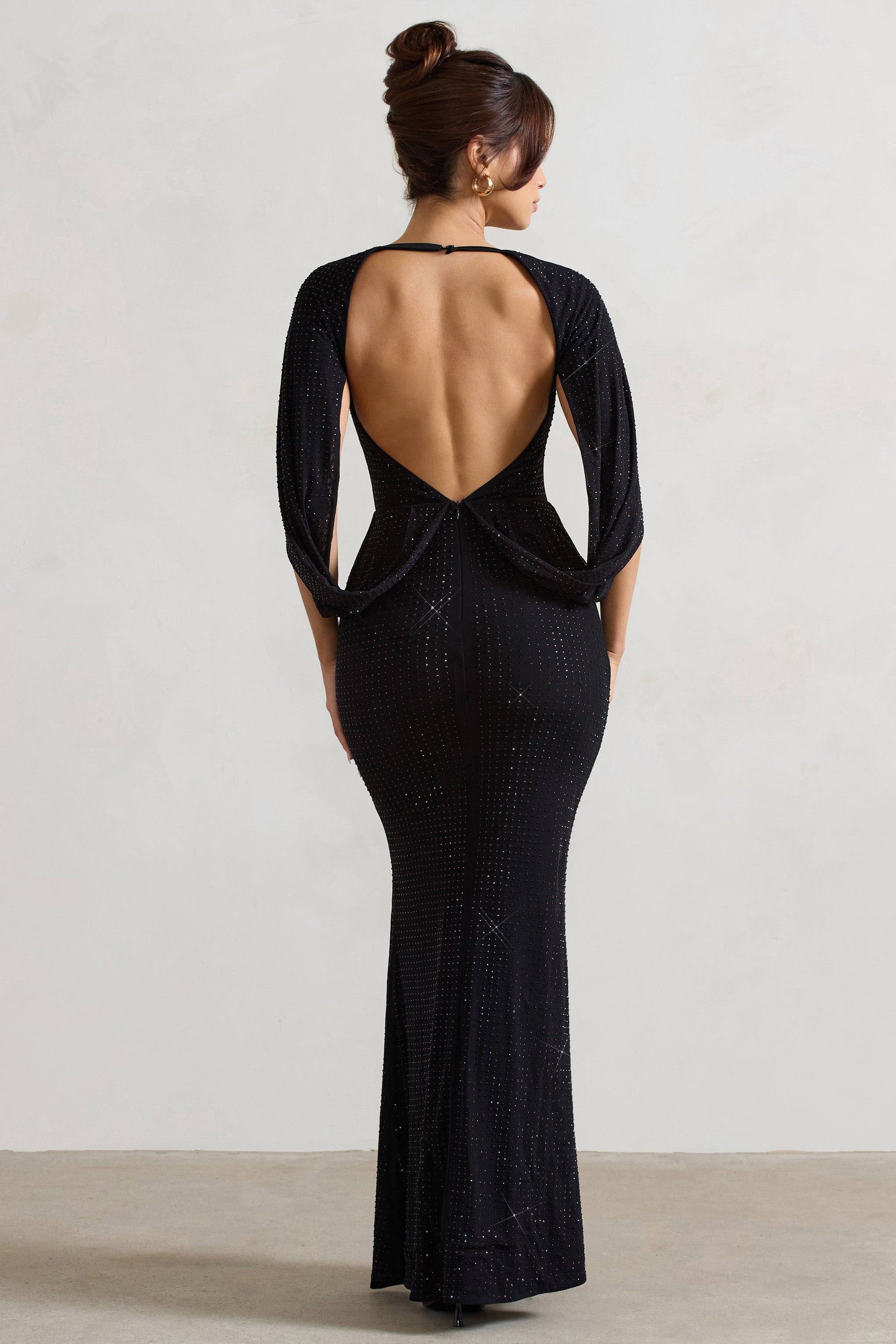 Broadway | Vestido largo de Cola de Pez Negro con Adornos y Mangas Abiertas