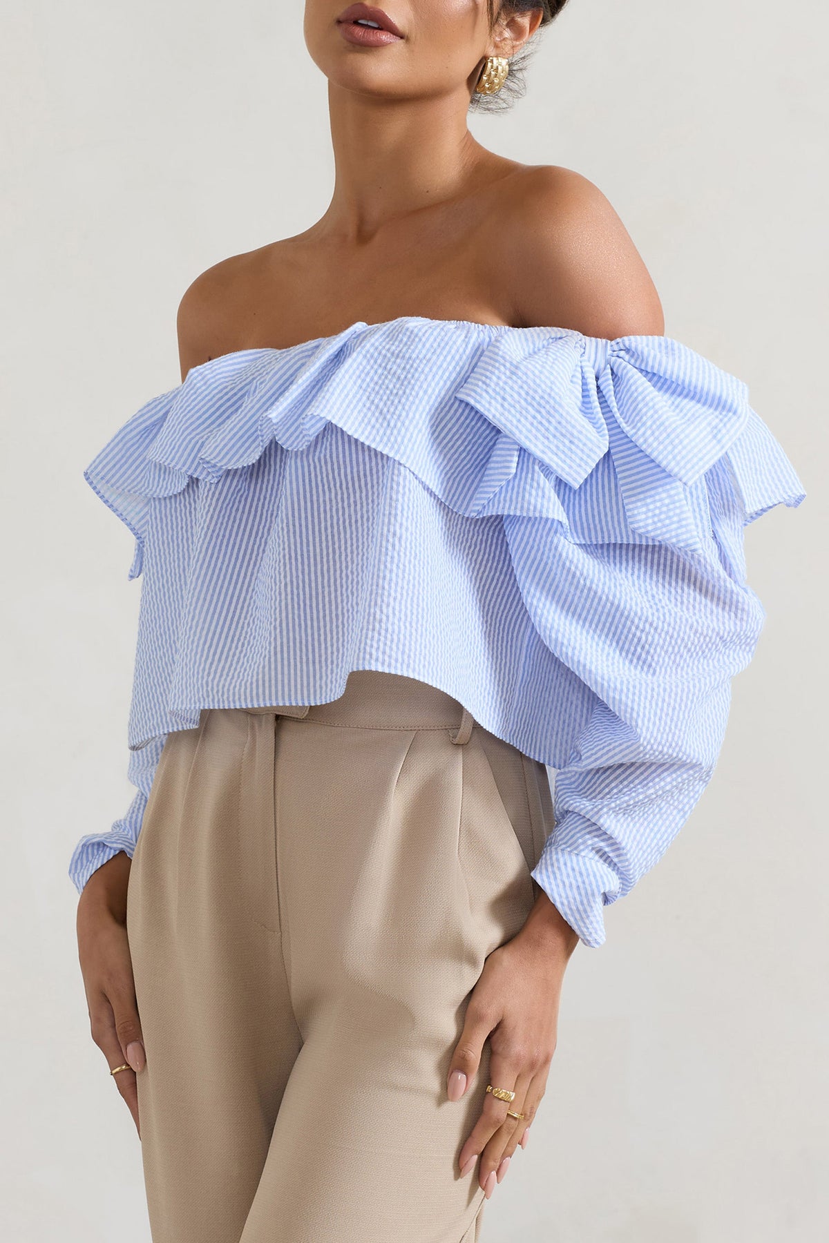 Harbour | Top Bardot de Rayas Azules con Mangas Abullonadas y Lazos