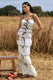 Summer Breeze | Vestido largo fruncido con tiras y capas en Blanco