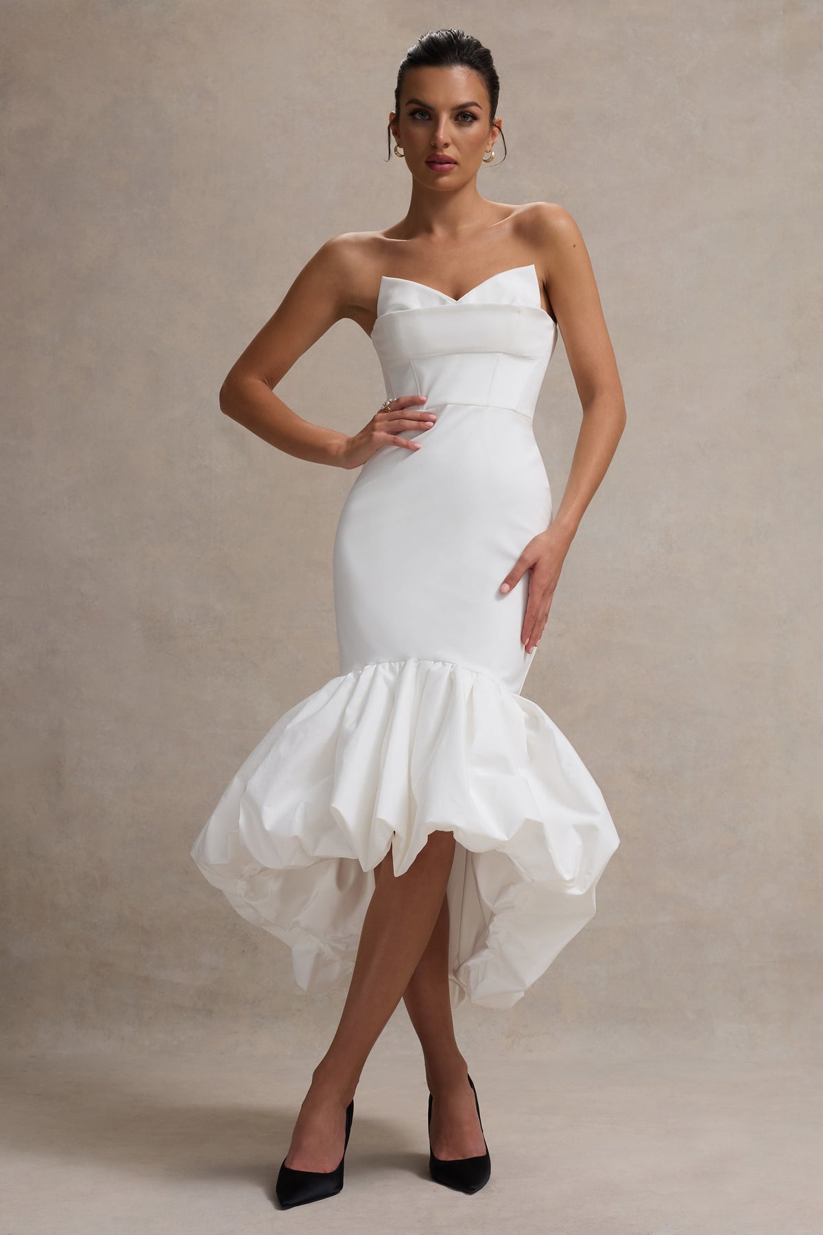 Emmelina | Vestido Largo Corsé Blanco con falda Voluminosa