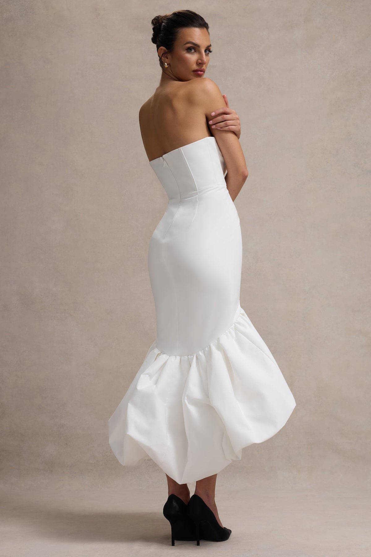 Emmelina | Vestido Largo Corsé Blanco con falda Voluminosa