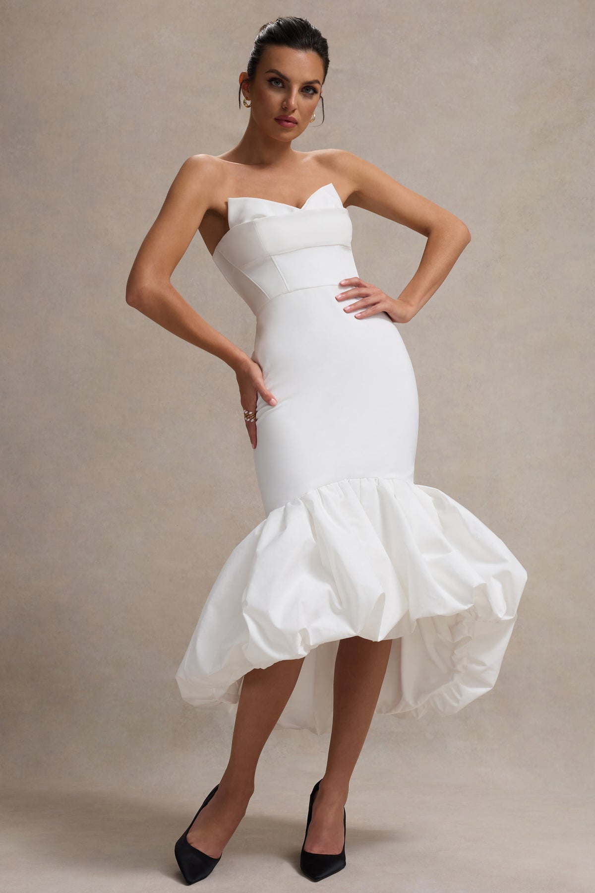 Emmelina | Vestido Largo Corsé Blanco con falda Voluminosa