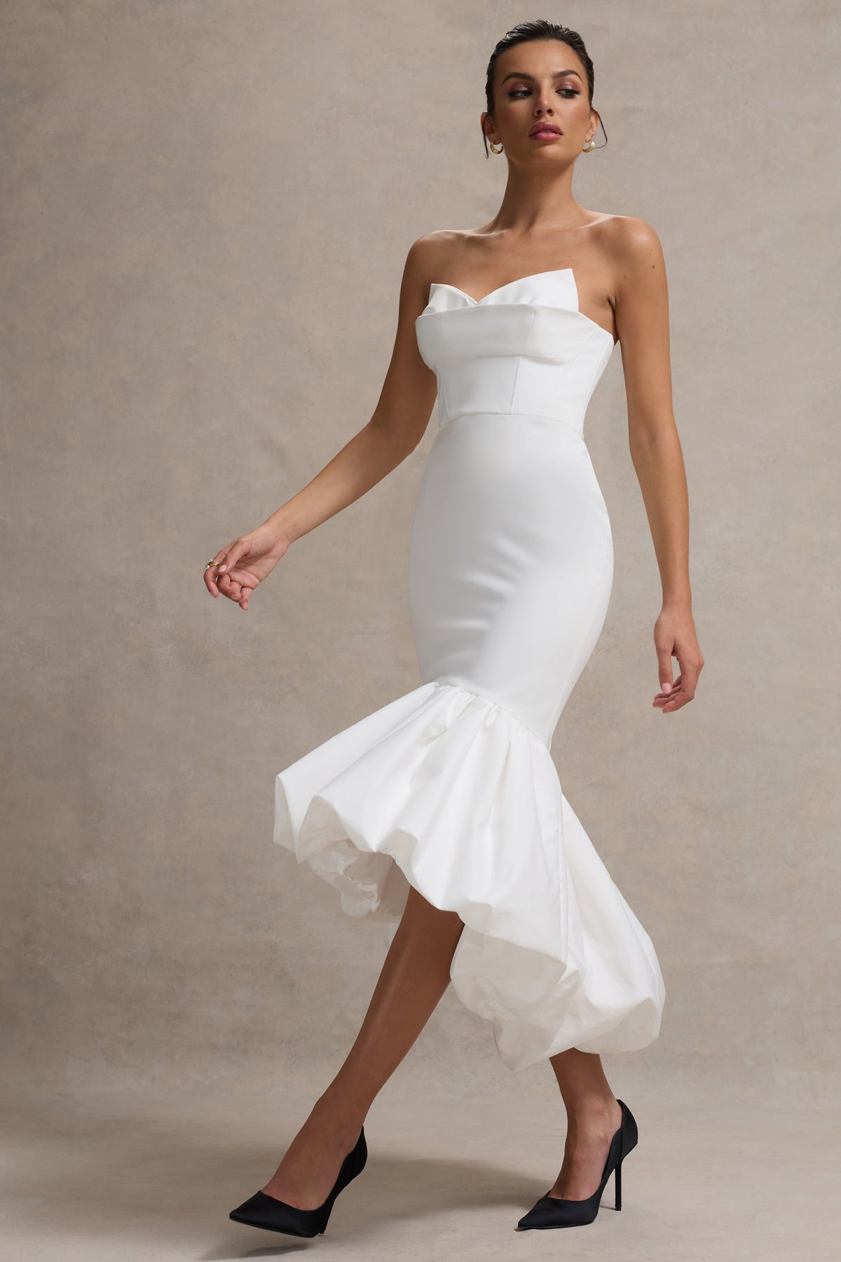 Emmelina | Vestido Largo Corsé Blanco con falda Voluminosa