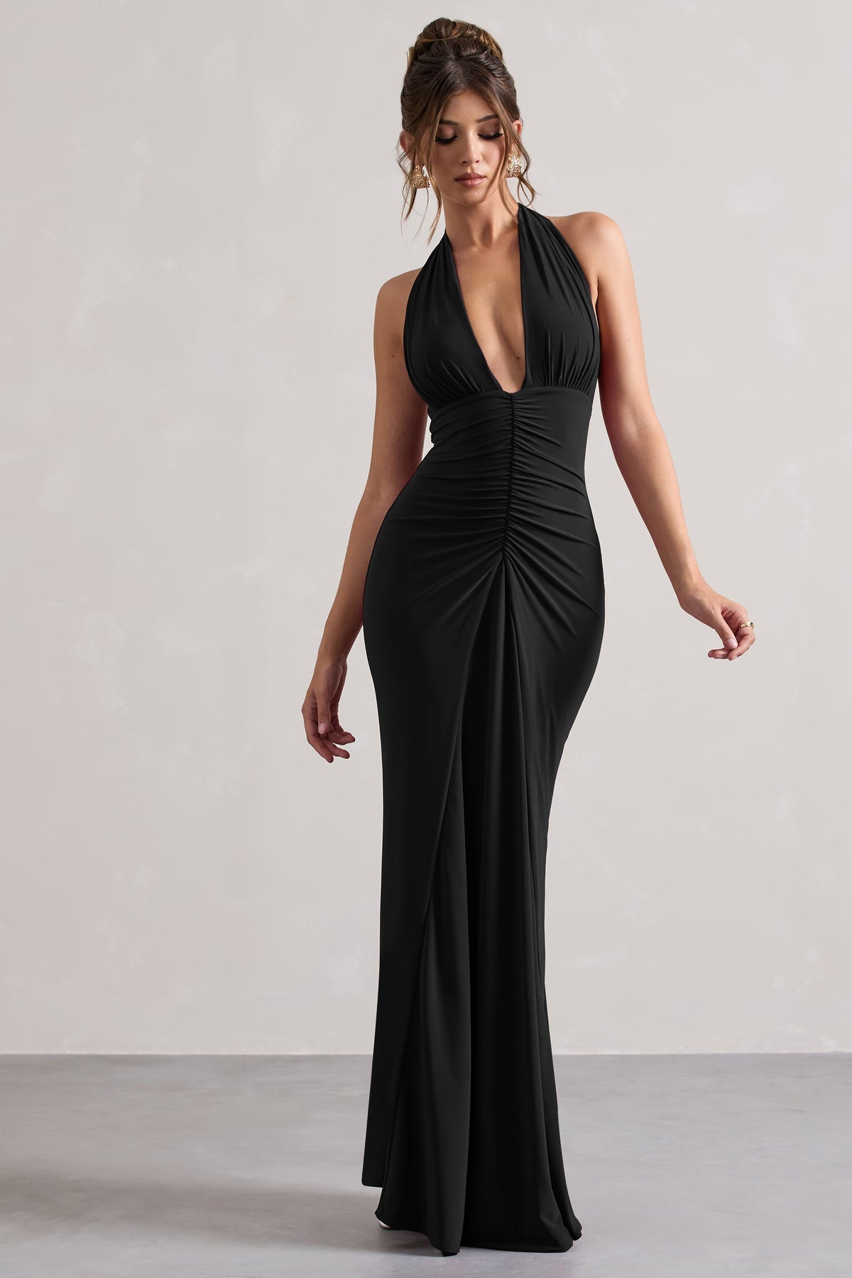 Payton | Vestido Largo Negro con Frunces y escote Halter