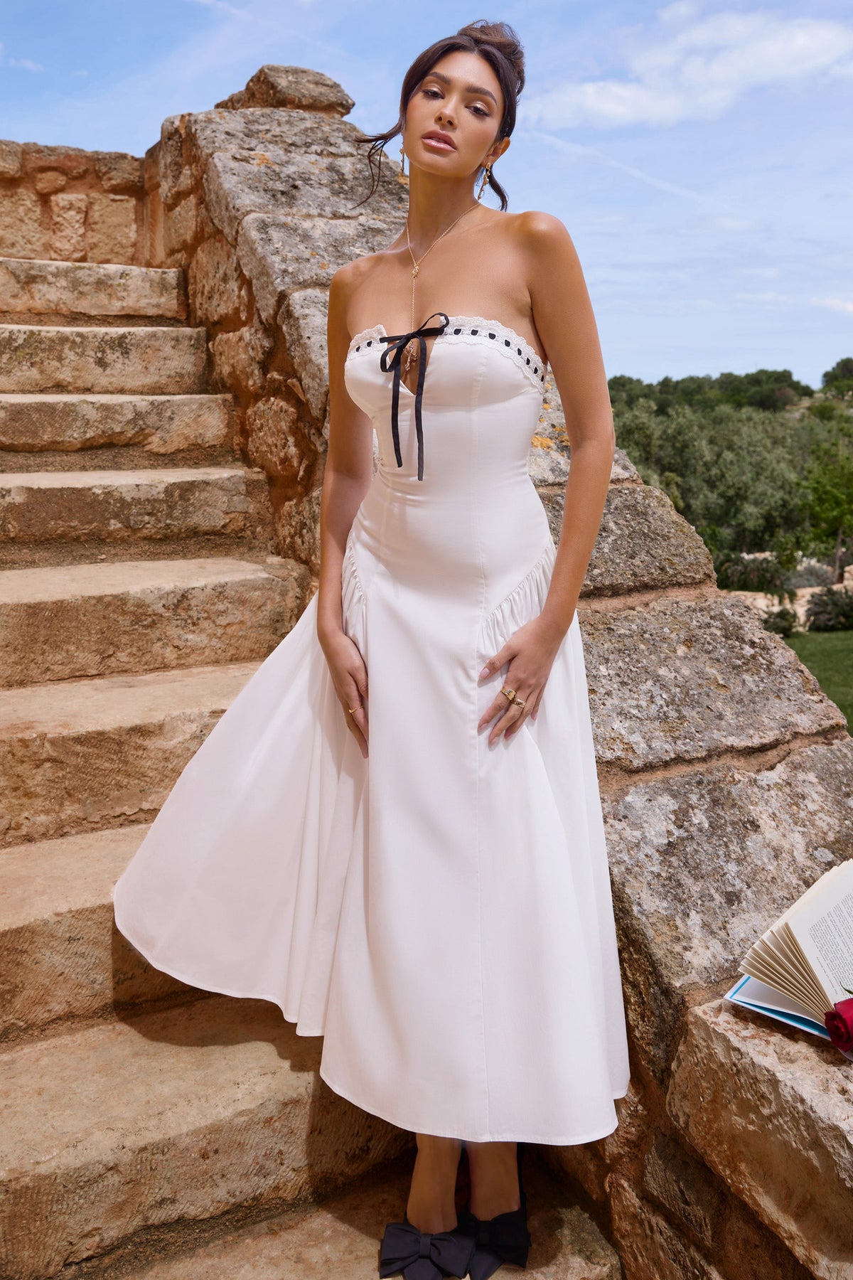 Serrenti | Vestido Midi de Popelina Blanca con Encaje y Falda Voluminosa