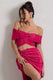 Seara | Top corto con escote bardot cruzado y plisado en rosa fucsia