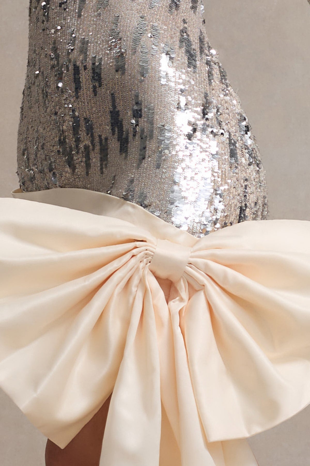 uploaded_image_0_68w45