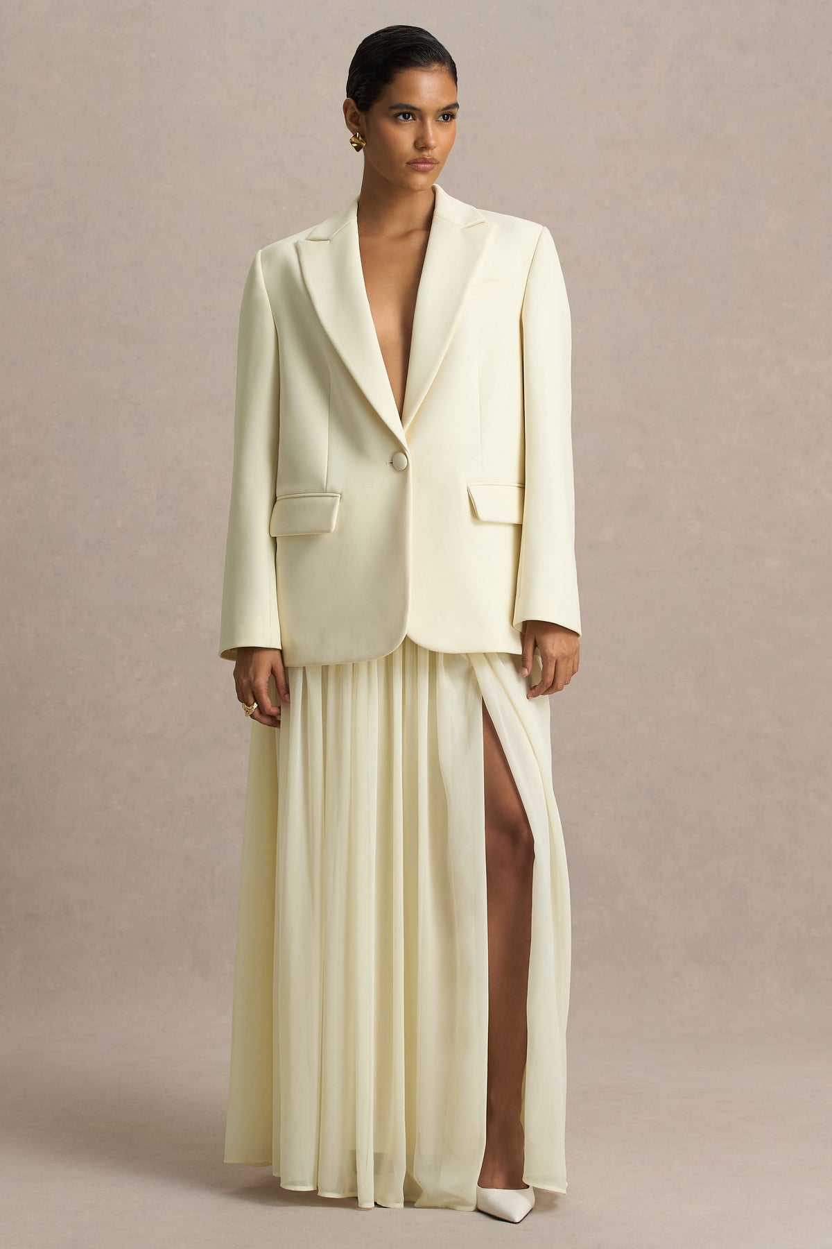 uploaded_image_1_ug2h9_d3daa1ab-d4f9-4430-bcc7-cc7722382de6