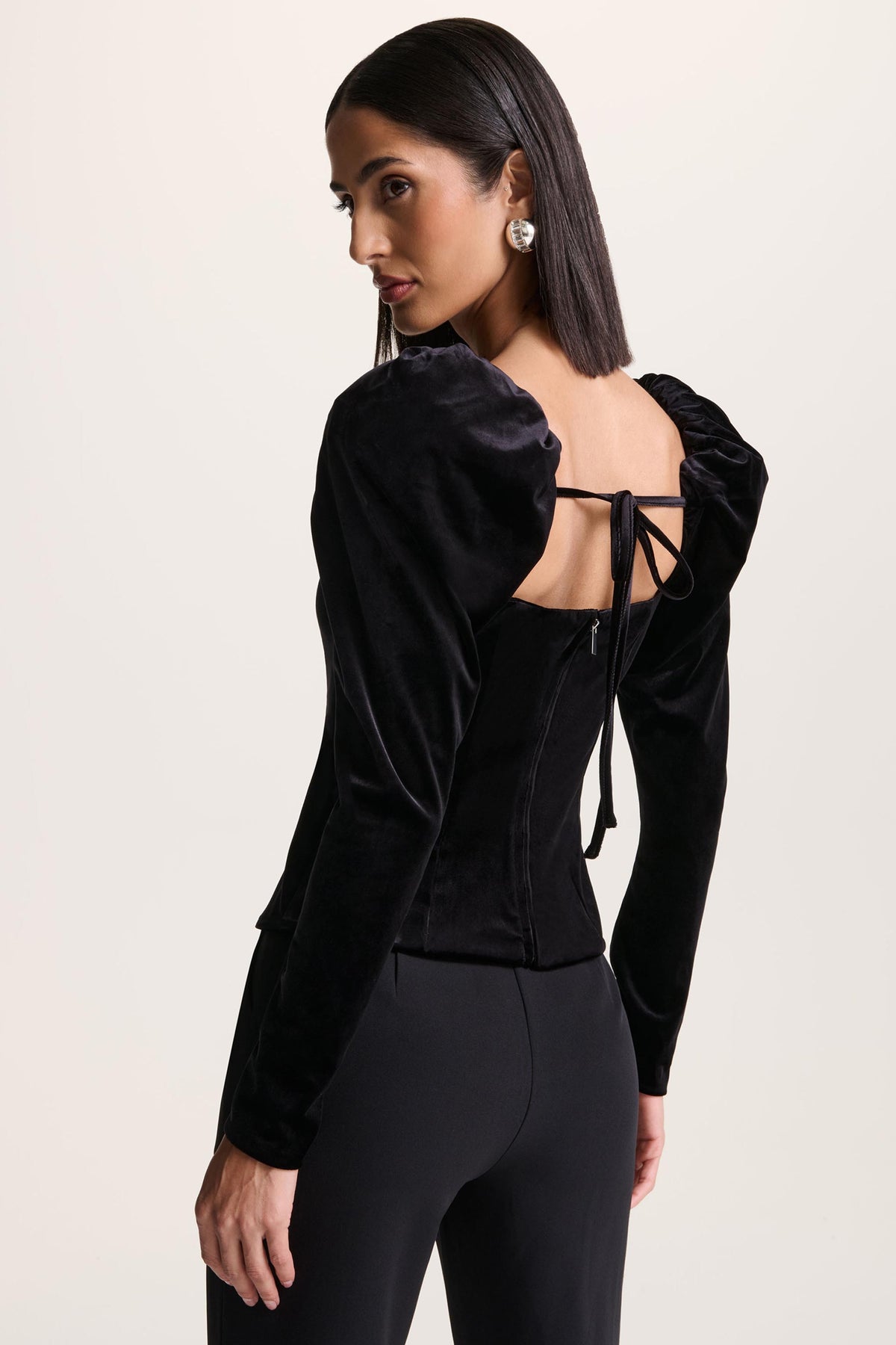 uploaded_image_5_63gnz